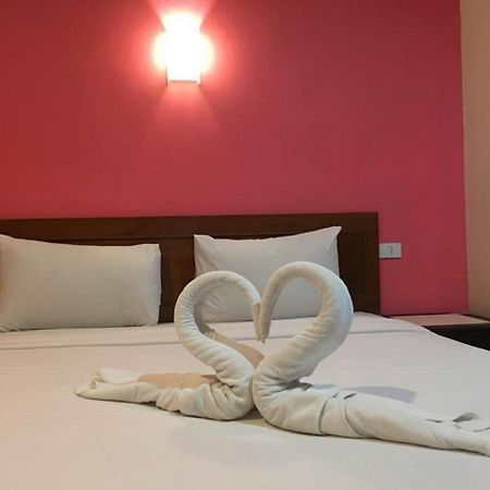 Krabi Grand Place Hotel Exterior foto