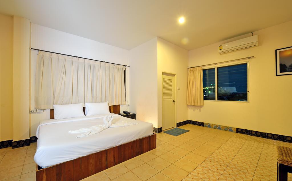 Krabi Grand Place Hotel Exterior foto