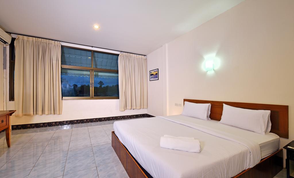 Krabi Grand Place Hotel Exterior foto
