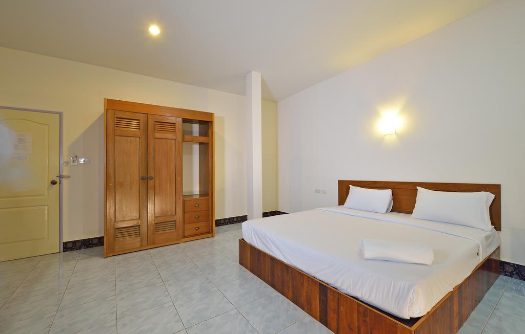 Krabi Grand Place Hotel Exterior foto